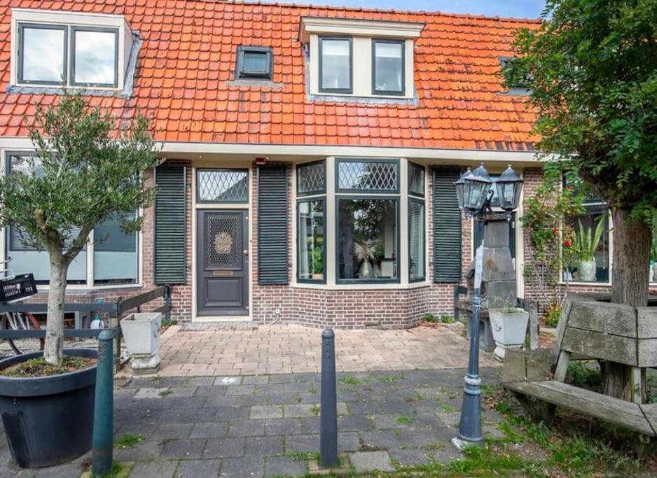 Een Heerlijke Woning Op Loopafstand Van Centrum! Leeuwarden Eksteriør billede